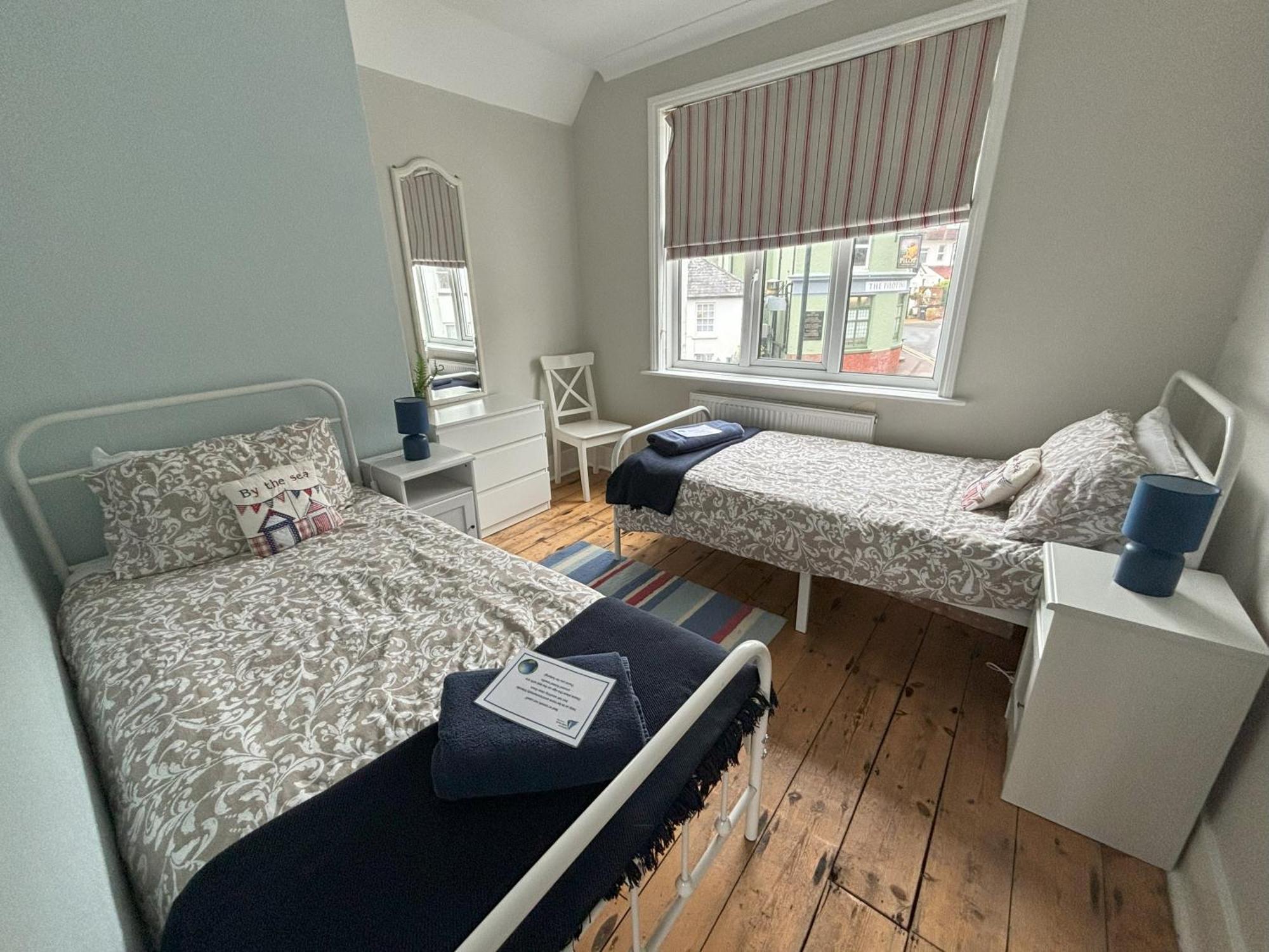 Downs Gate Cottage Истбурн Экстерьер фото