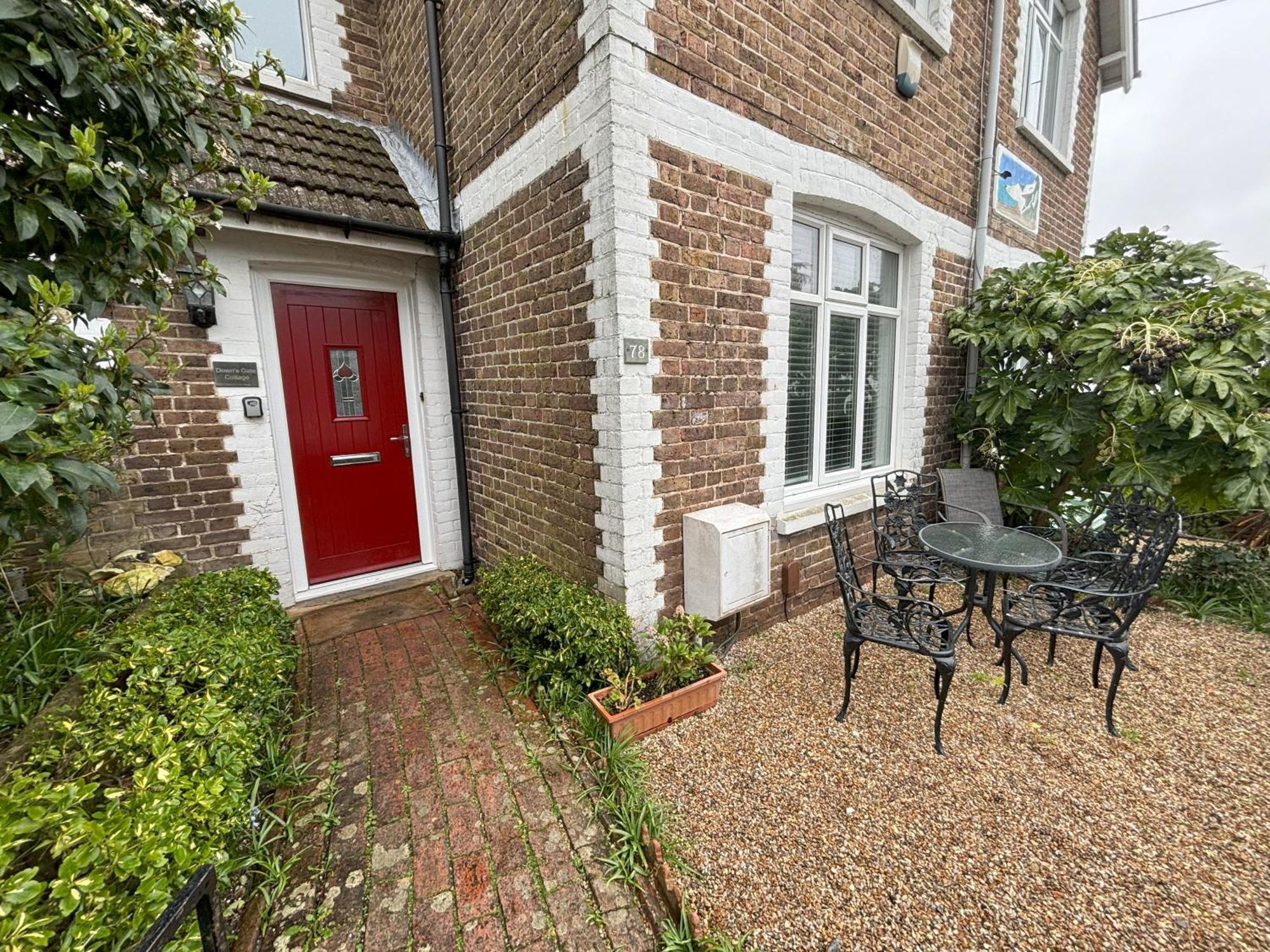 Downs Gate Cottage Истбурн Экстерьер фото